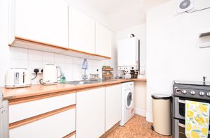 Kitchen- click for photo gallery